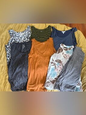 Lot of 7 woman’s XL Tank Tops